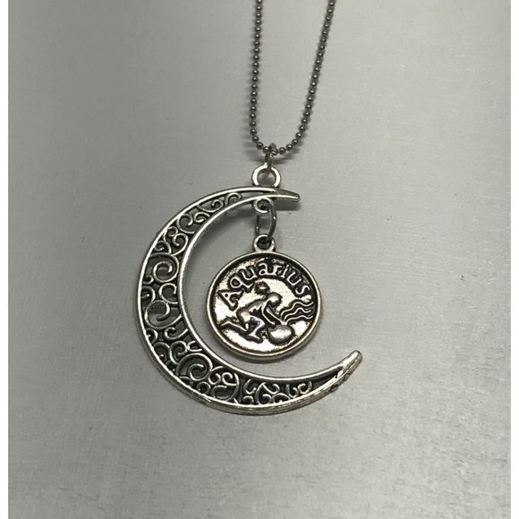 Aquarius ♒️ Filigree Crescent Moon Pendant - Picture 4 of 8